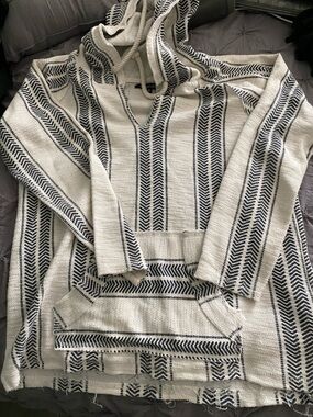 Women’s Hooded Baja Stripe Sweater - Cream & Black